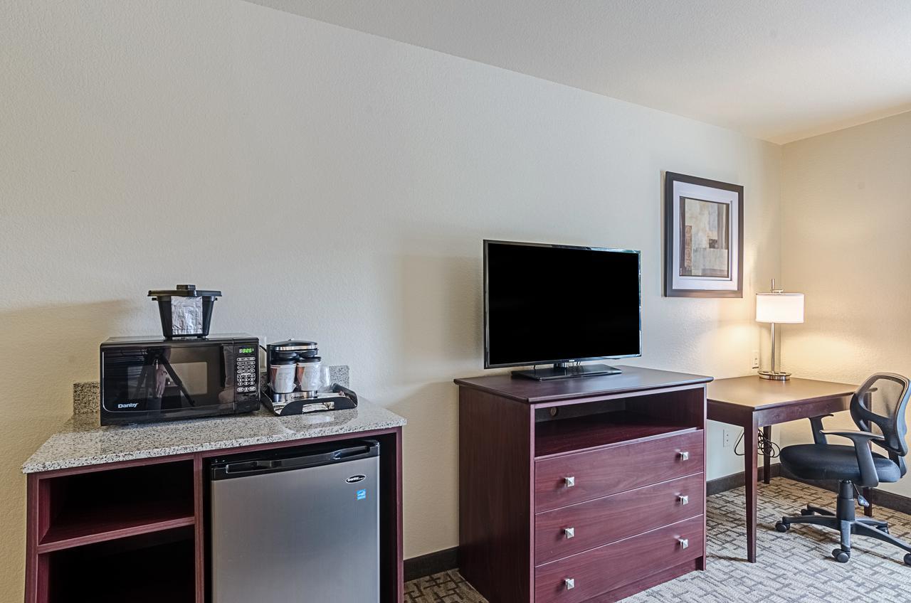 Cobblestone Inn & Suites - Guernsey Esterno foto