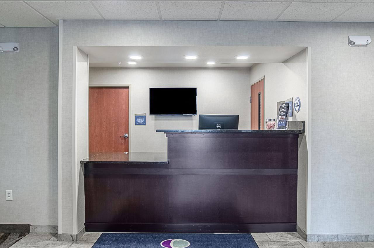 Cobblestone Inn & Suites - Guernsey Esterno foto